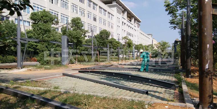 立美車棚鋼結(jié)構(gòu)焊接